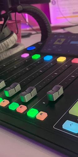 Équipe de production en studio